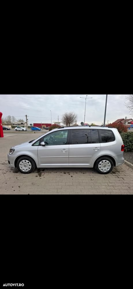 Volkswagen Touran 1.6 TDI Comfortline - 2