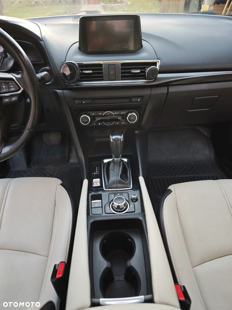 Mazda 3 - 12
