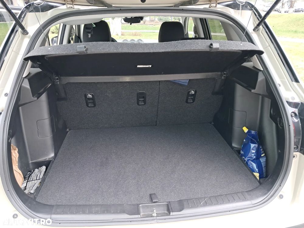 Suzuki Vitara 1.4 Boosterjet MHEV Passion - 7