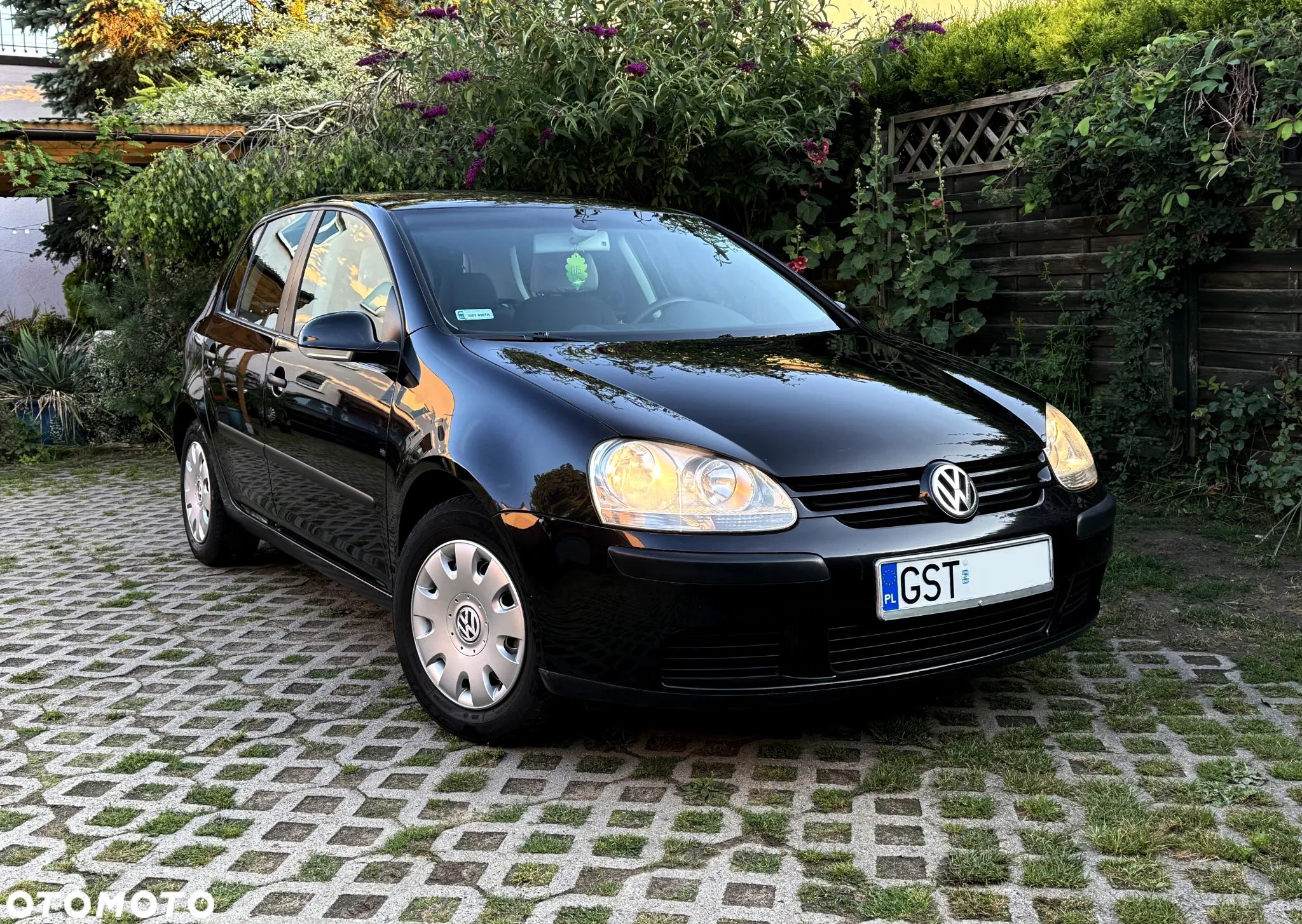 Volkswagen Golf V 1.4 FSI Comfortline - 1