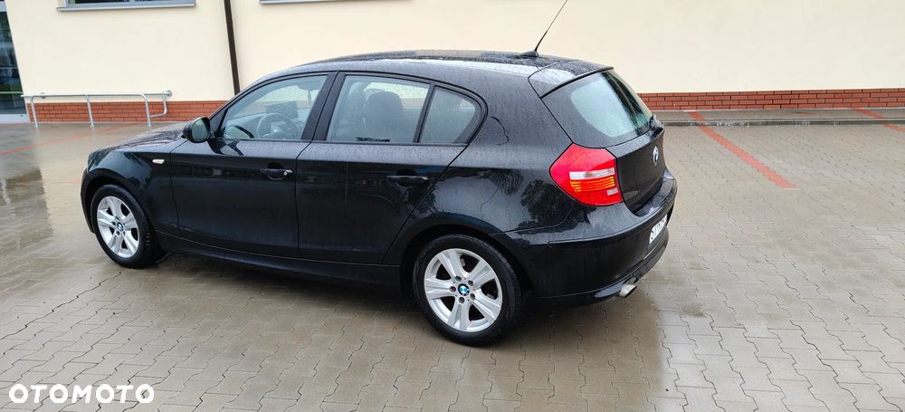 BMW Seria 1 2011
