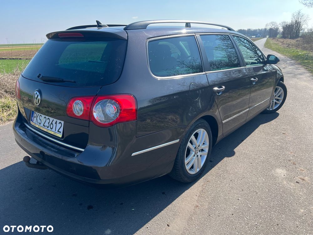 Volkswagen Passat 2.0 TDI DPF Sportline DSG - 3