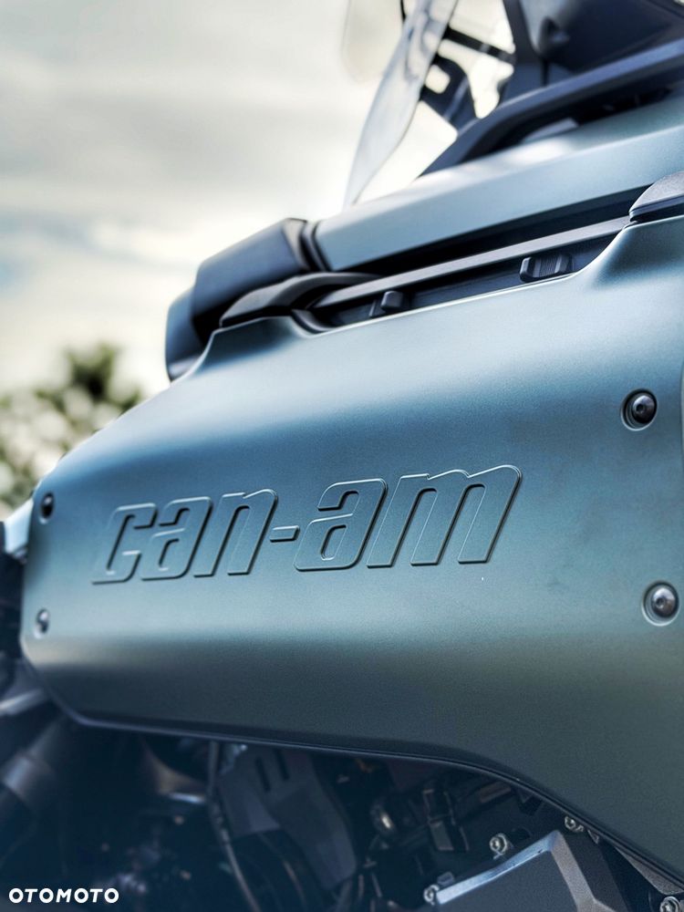Can-Am Inny - 5