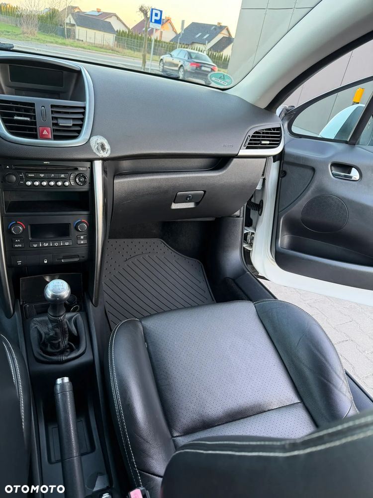 Peugeot 207 CC 120 VTi Premium - 22