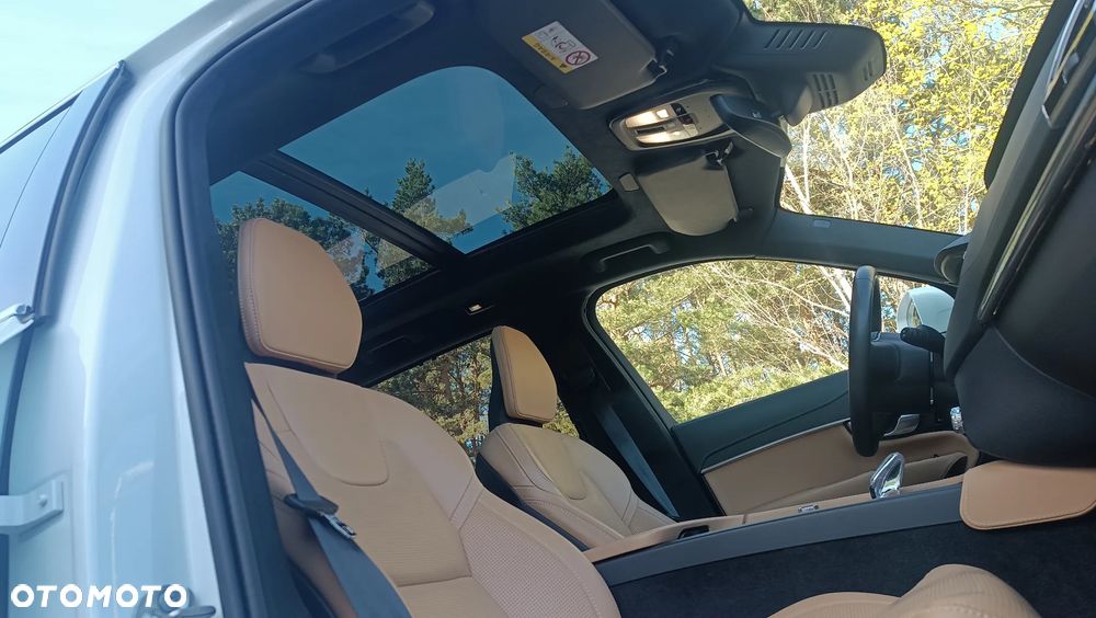 Volvo XC 90 B5 D AWD Ultimate Bright 7os - 17