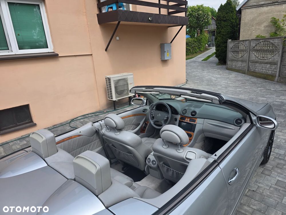 Mercedes-Benz CLK - 14
