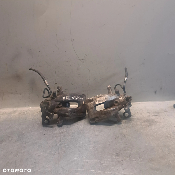 PEUGEOT 307 ZACISKI TYL KOMBI HATCHBACK