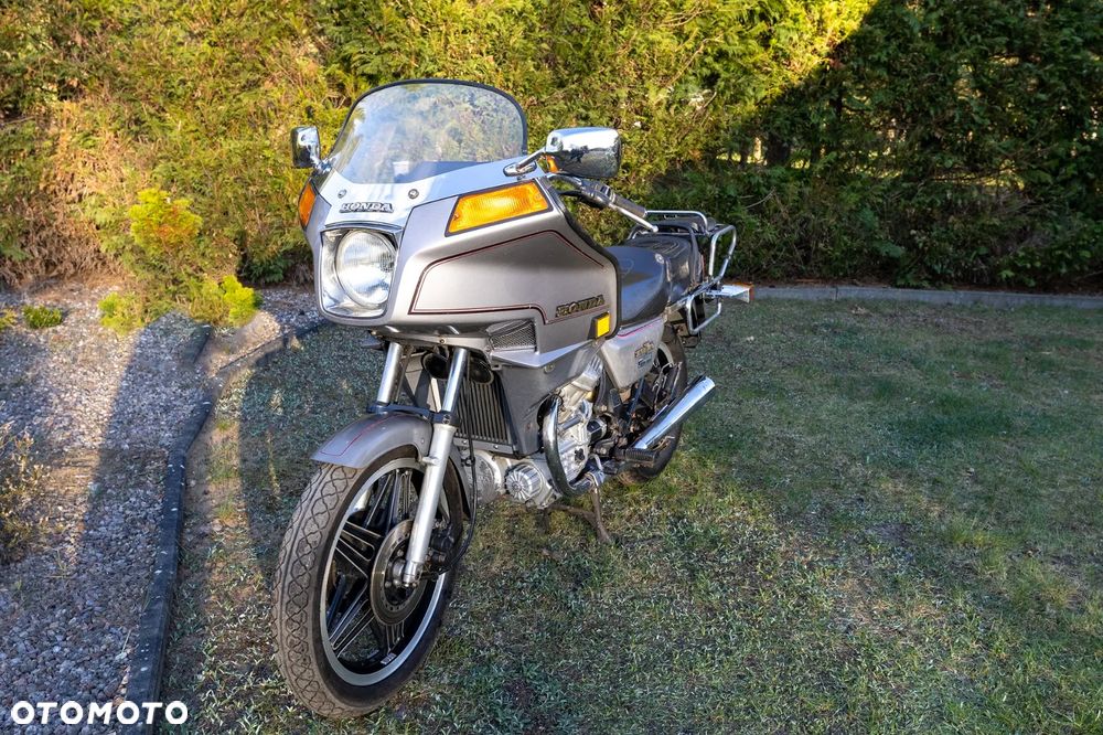 Honda GL - 5