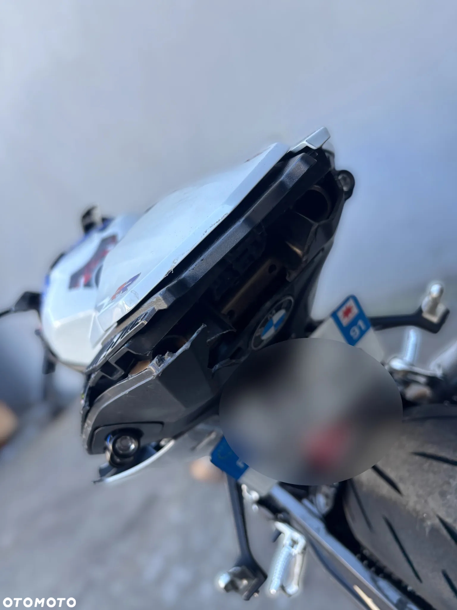 BMW S - 25