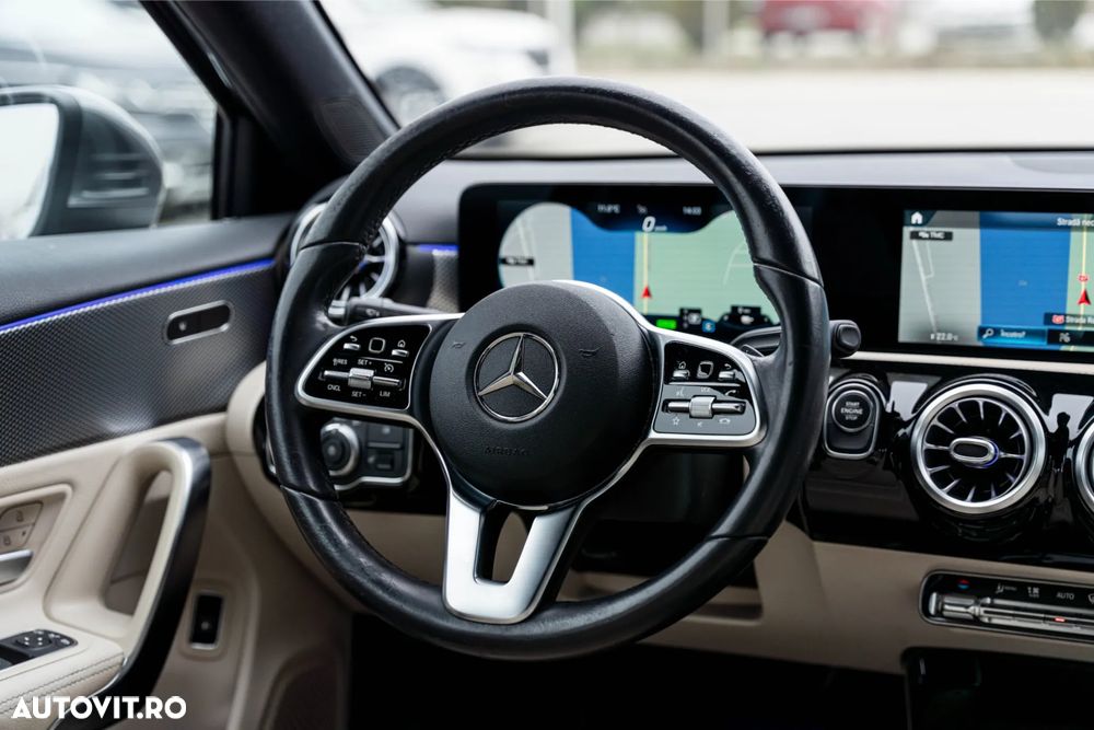 Mercedes-Benz A 250 e 8G-DCT Style - 17