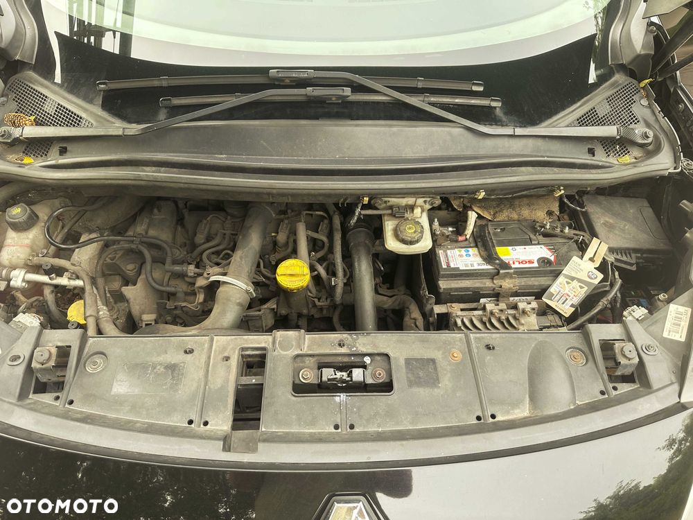 Renault Grand Scenic - 8