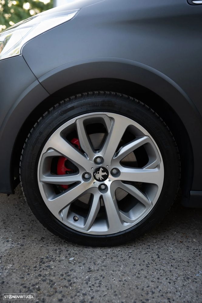 Peugeot 208 THP STOP & START GTi - 5