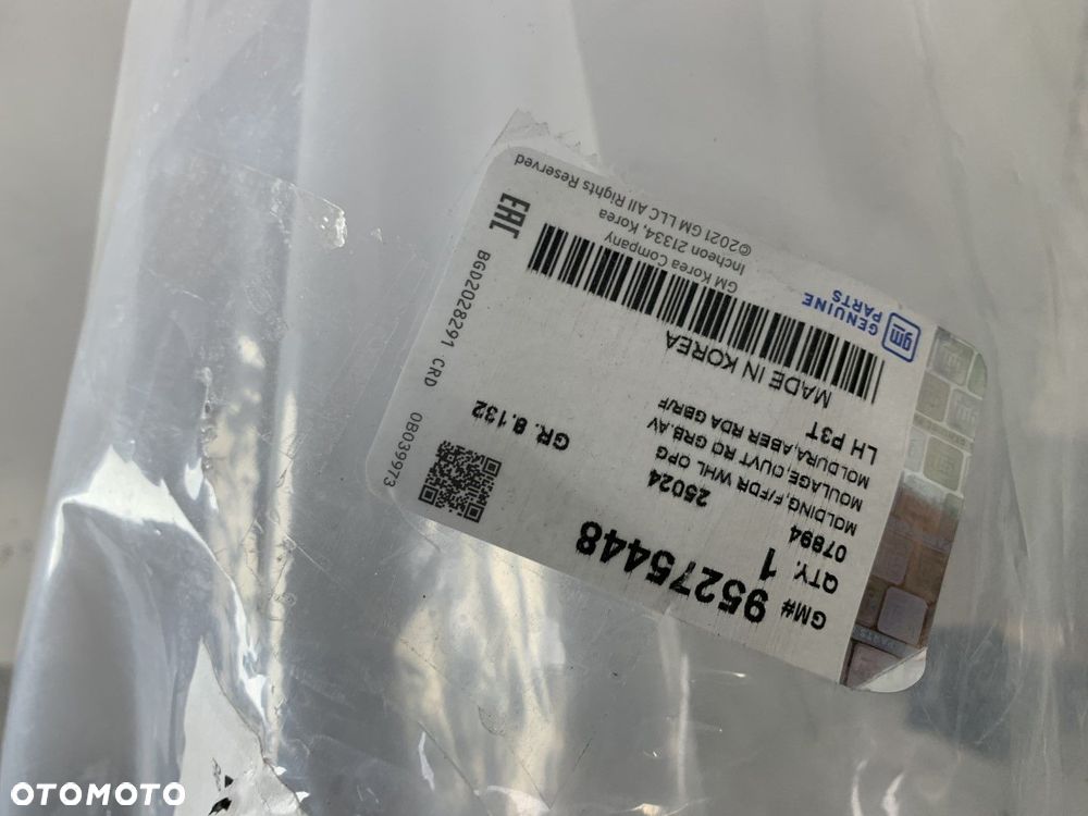 NOWA ORYGINALNA LISTWA BŁOTNIKA LEWY PRZÓD LEWA PRZEDNIA OPEL MOKKA X 16-19 95164501 - 6