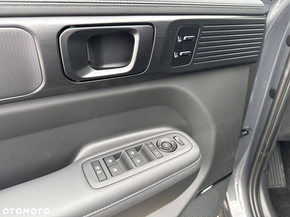 Hyundai Santa Fe 1.6 T-GDI HEV Calligraphy 4WD 6os - 13