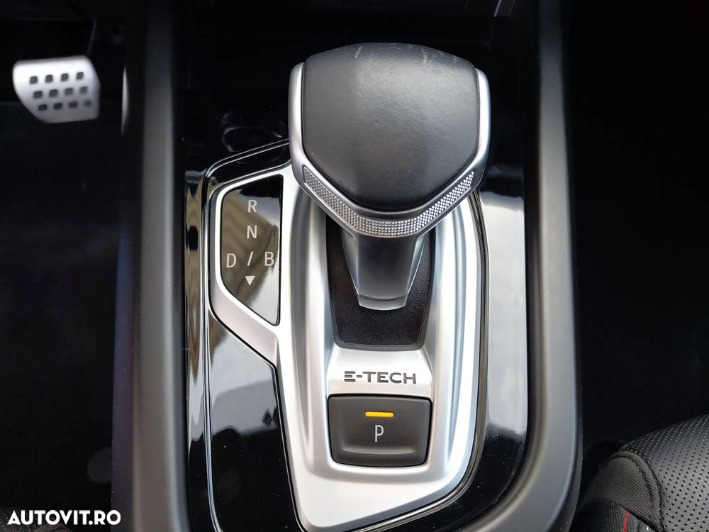Renault Arkana E-TECH 145 R.S.LINE - 24