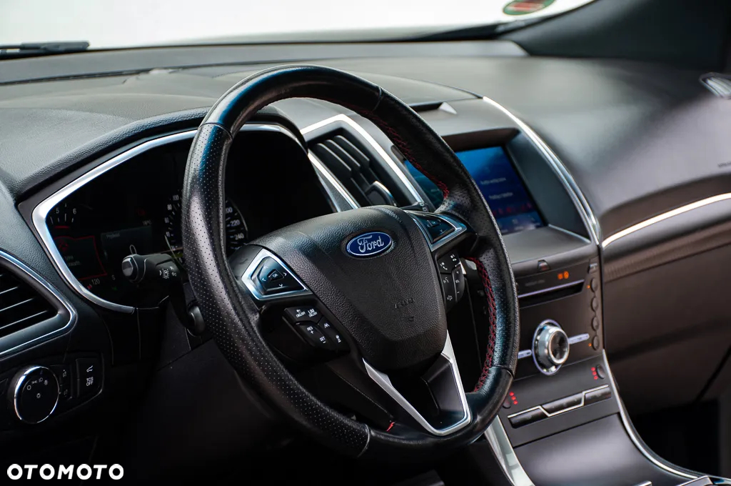 Ford Edge 2.0 EcoBlue Twin-Turbo 4WD ST-Line - 19