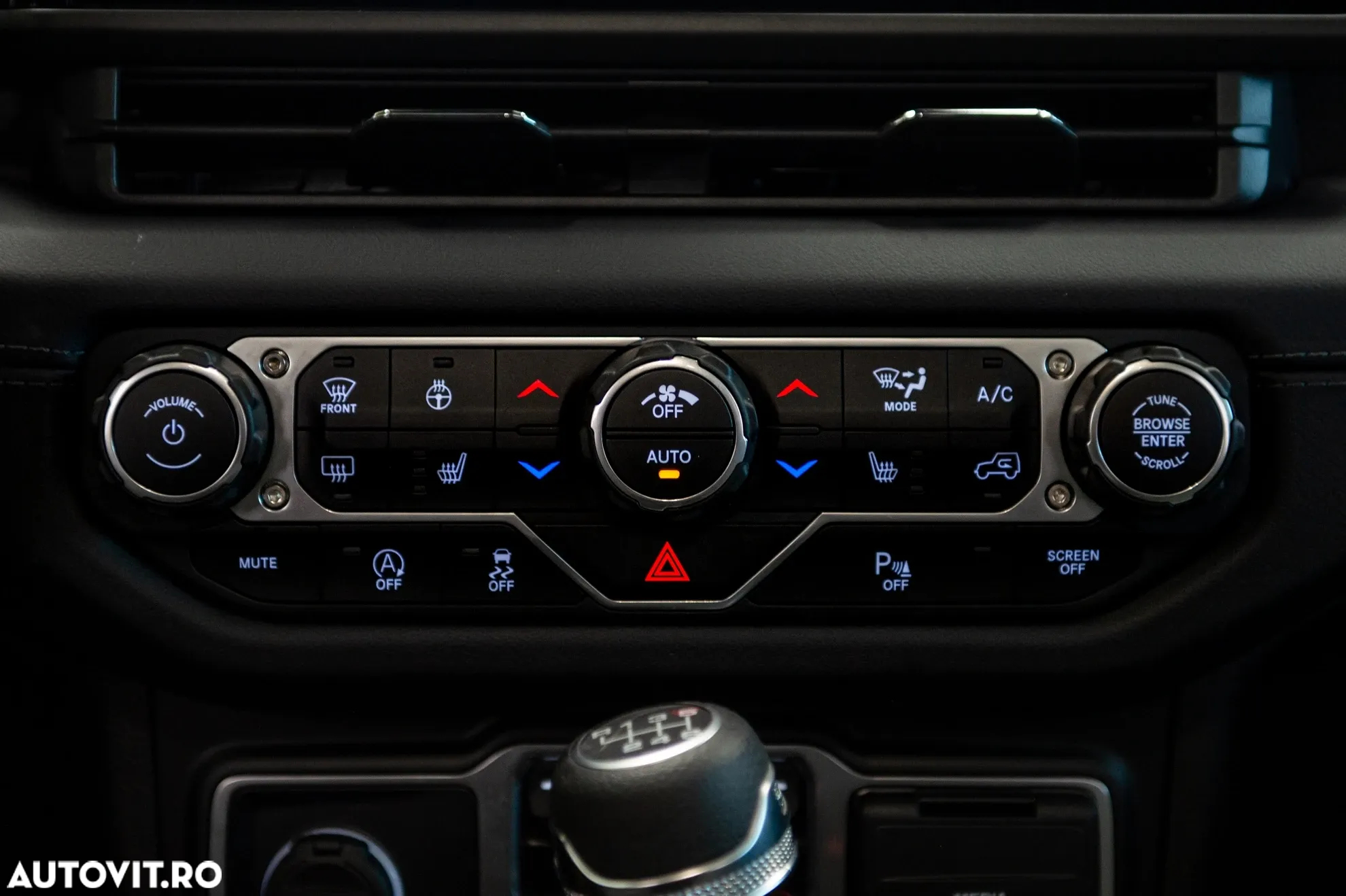 Jeep Wrangler - 22