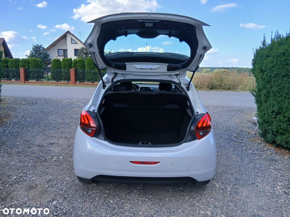 Peugeot 208 Blue-HDi 100 Stop&Start Style - 39