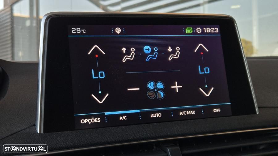 Peugeot 5008 1.2 PureTech Allure Grip Control - 27