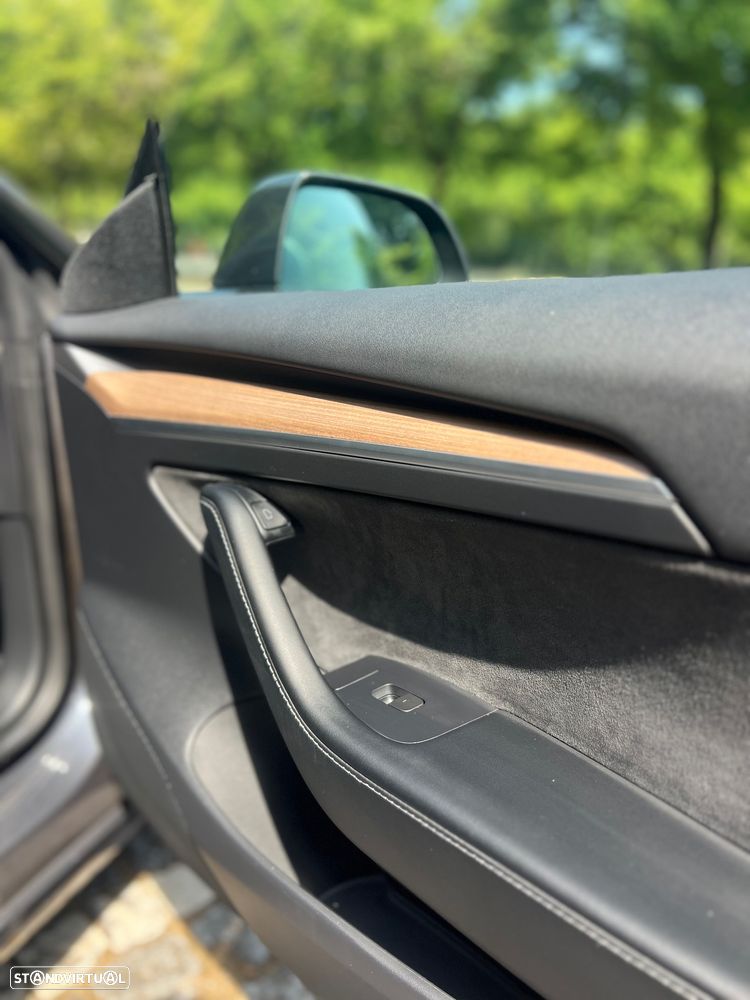 Tesla Model 3 Standard Range Plus RWD - 14