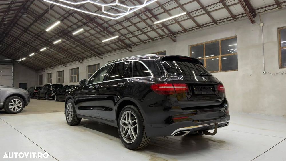 Mercedes-Benz GLC - 3