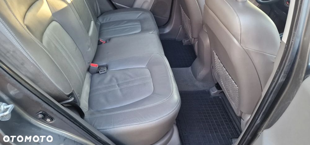 Kia Sportage 1.7 CRDI 2WD Spirit - 10