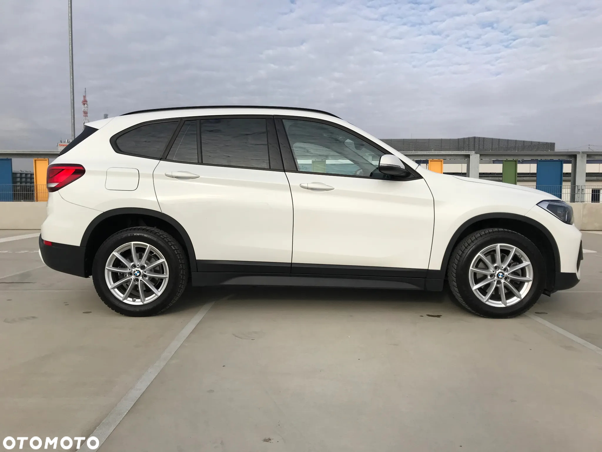 BMW X1 sDrive18i Business Edition - 10