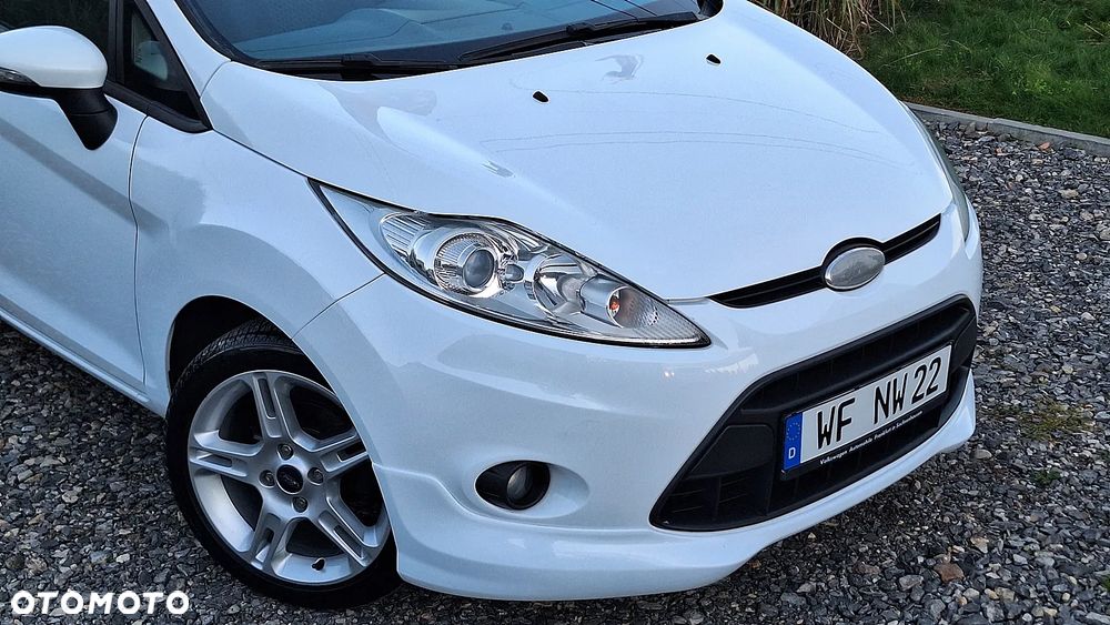 Ford Fiesta 1.4 Sport - 24