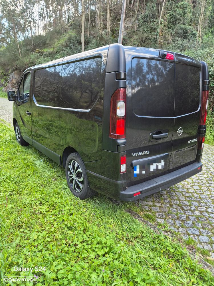 Opel Vivaro - 3