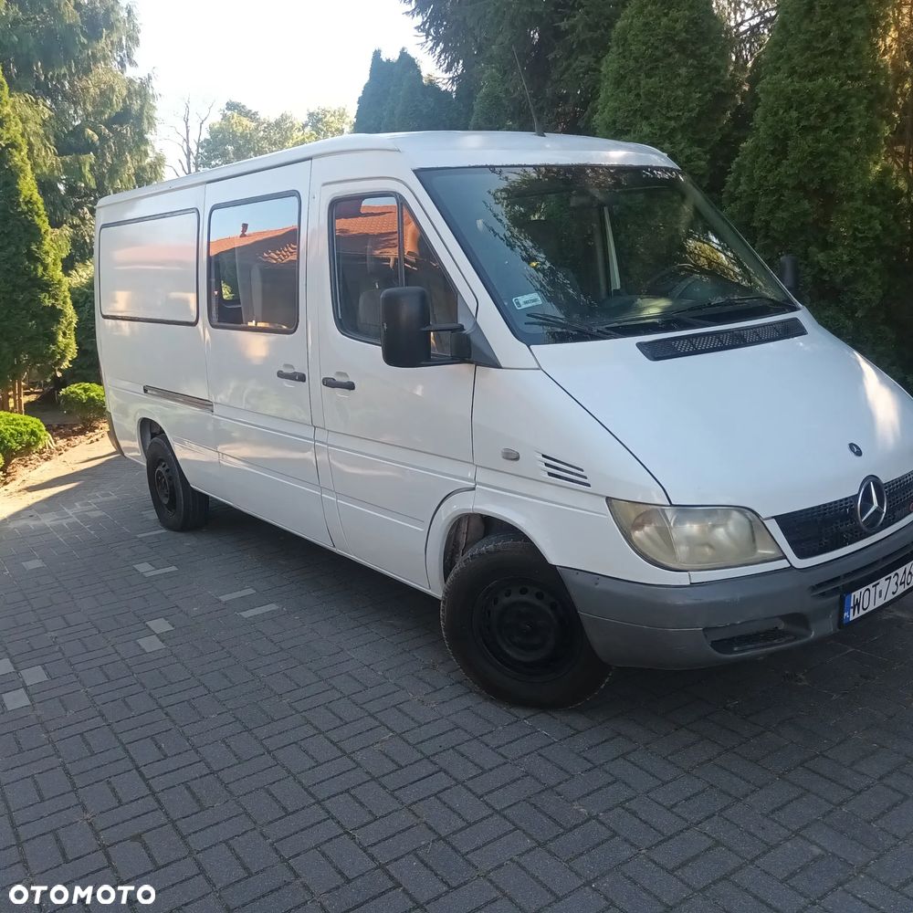 Mercedes-Benz Sprinter - 1