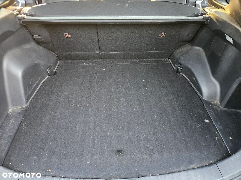 Suzuki Across 2.5 Plug-in Hybrid Elegance 4WD CVT - 23