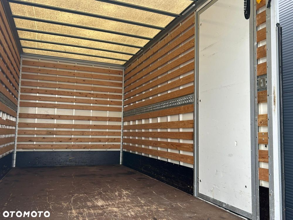 Iveco Daily 35C14 Kontener 8 palet + winda 800kg + drzwi boczne **KLIMA**Serwis**Sprowadzony**2019R** - 9