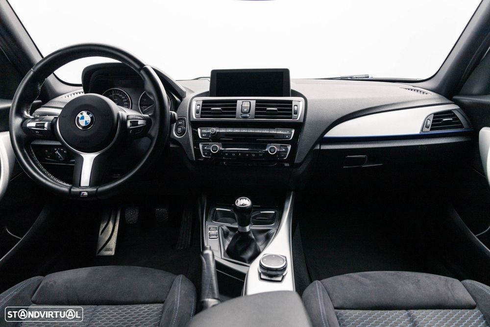 BMW 116 d Pack M - 16