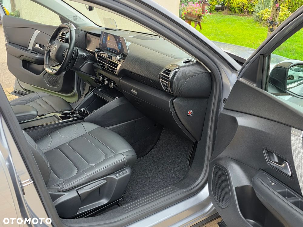 Citroën C4 BlueHDi 130 Stop&Start EAT8 SHINE - 30