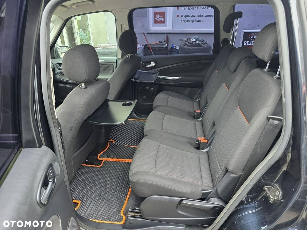 Ford Galaxy 2.0 FF Trend - 23