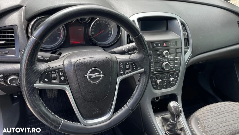 Opel Astra - 11