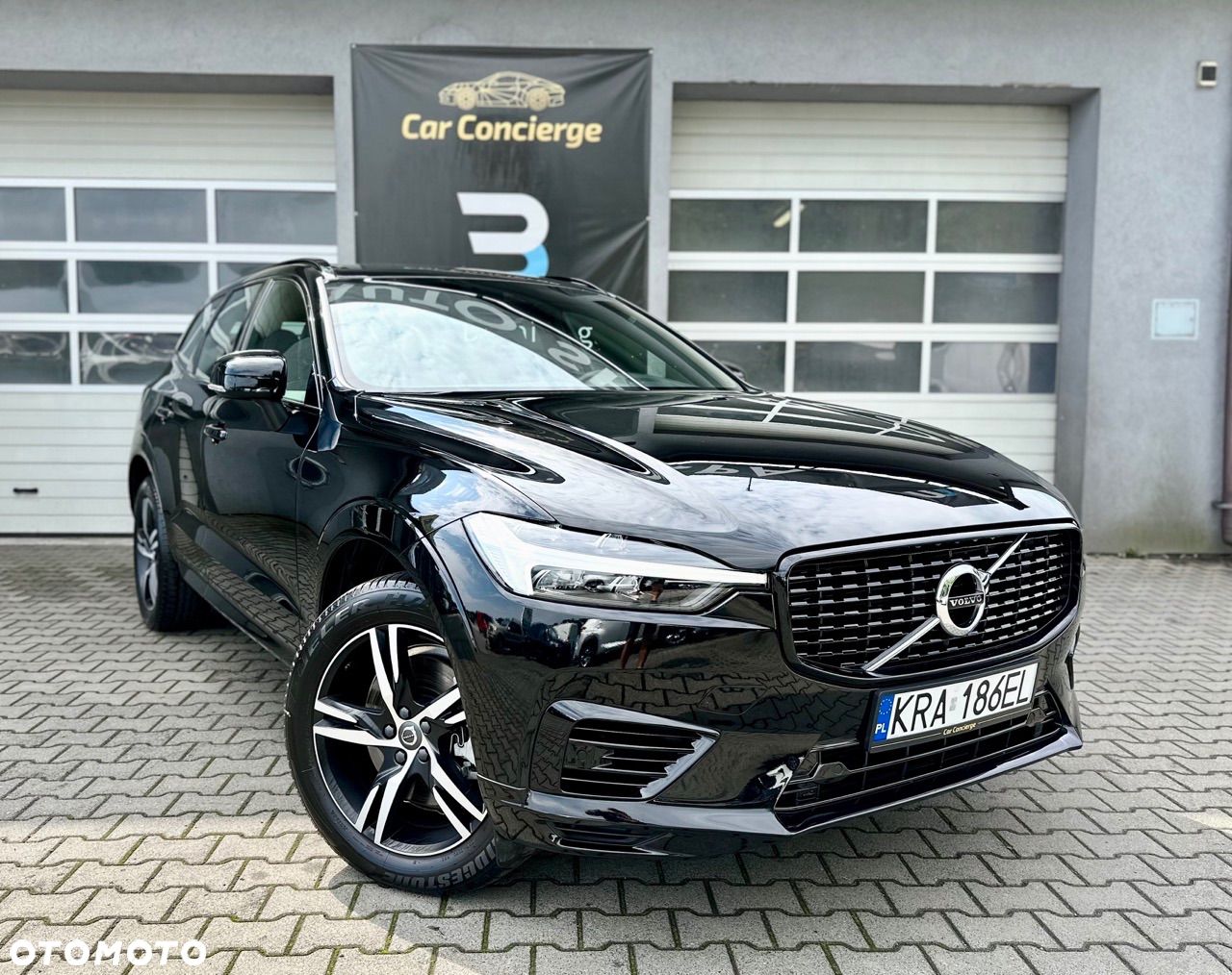Volvo XC 60 T6 AWD Plug-In Hybrid R-Design - 1