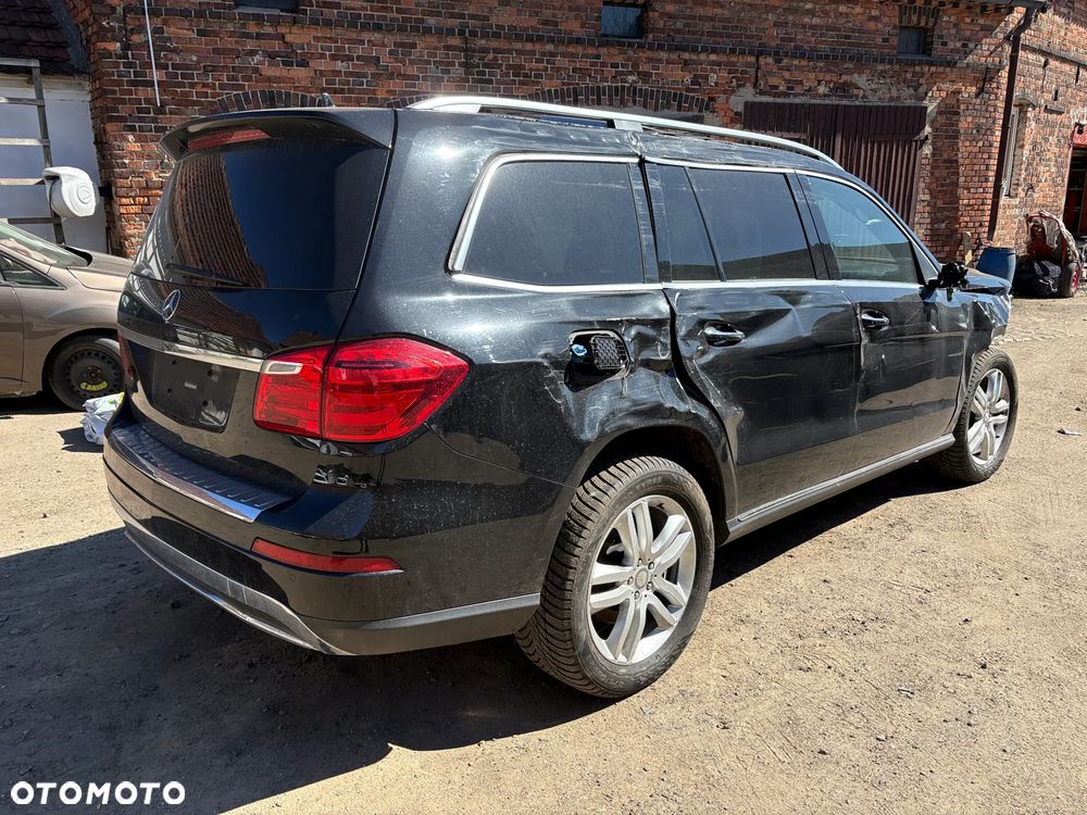 Mercedes-Benz GL - 5