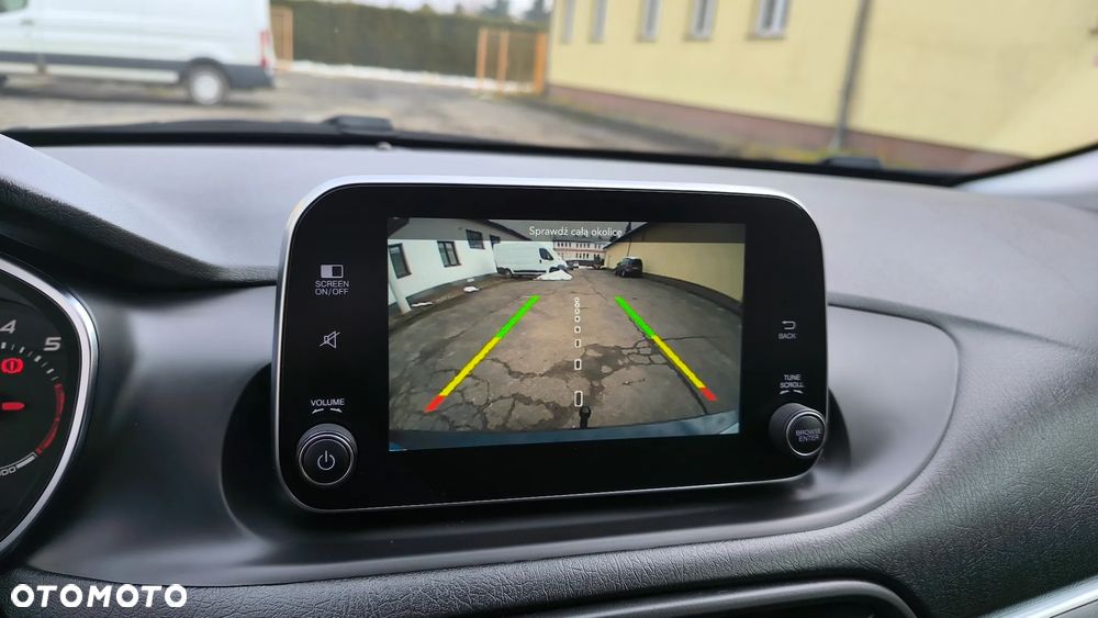 Fiat Tipo 1.4 T-Jet Lounge - 26