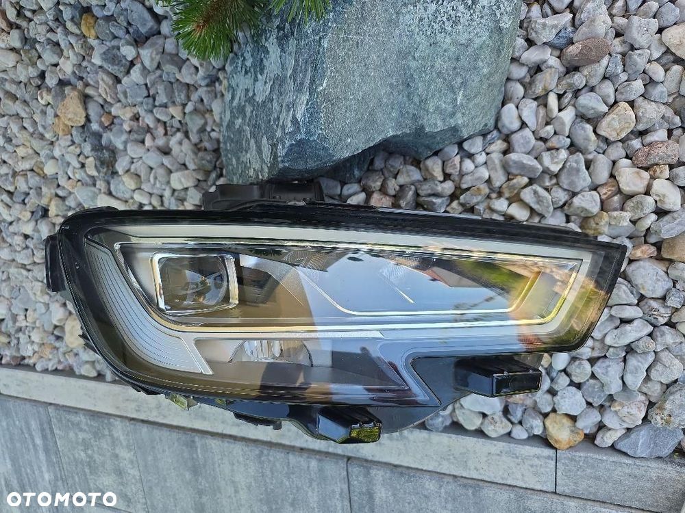 AUDI A3 S3 RS3 8V0 LIFT Lampa prawa przód Full Led Dynamic 8V0941034C 2017 - 6