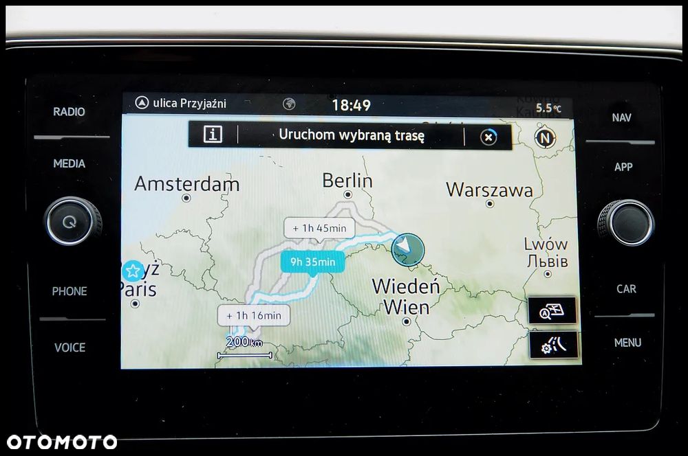 Volkswagen Passat Variant - 34