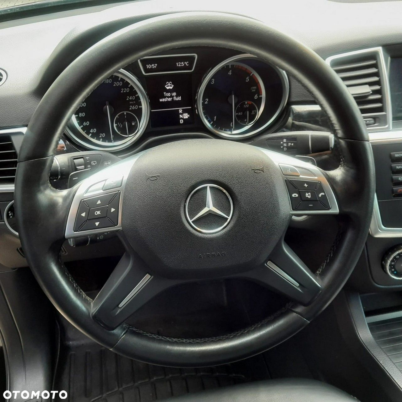 Mercedes-Benz ML - 10