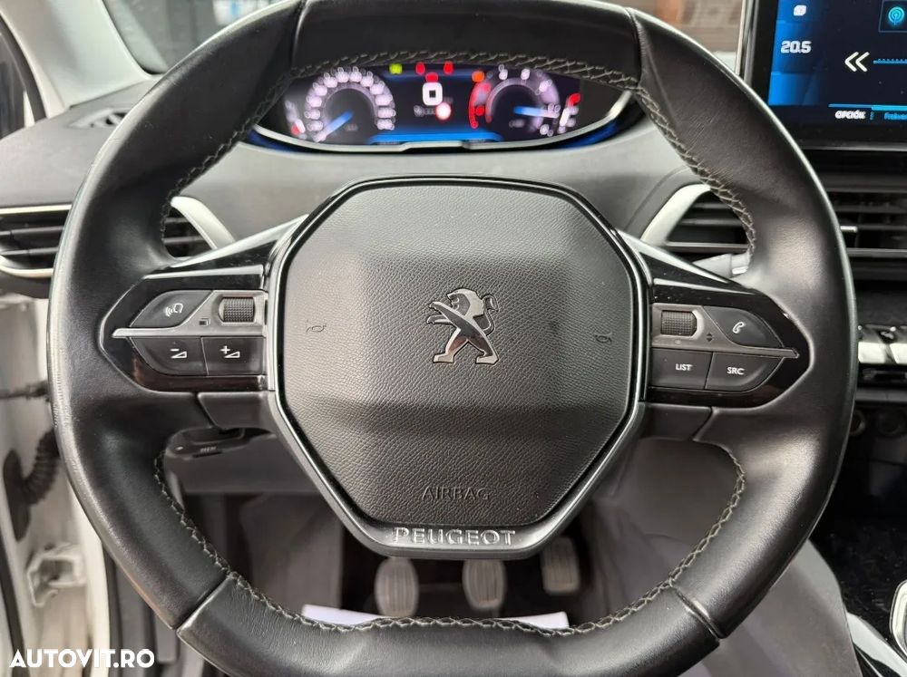Peugeot 3008 PureTech 130 Stop & Start GPF EAT8 Allure Pack - 23