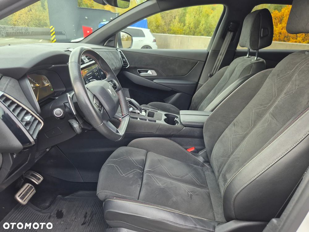 DS Automobiles DS 7 Crossback - 26