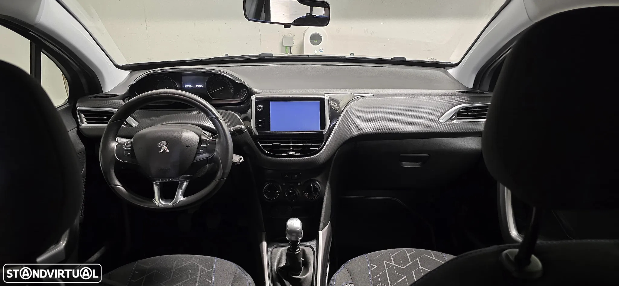 Peugeot 2008 1.5 BlueHDi Style - 11