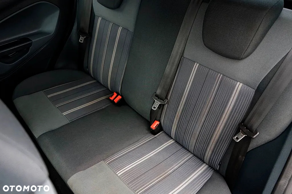 Ford Fiesta - 20