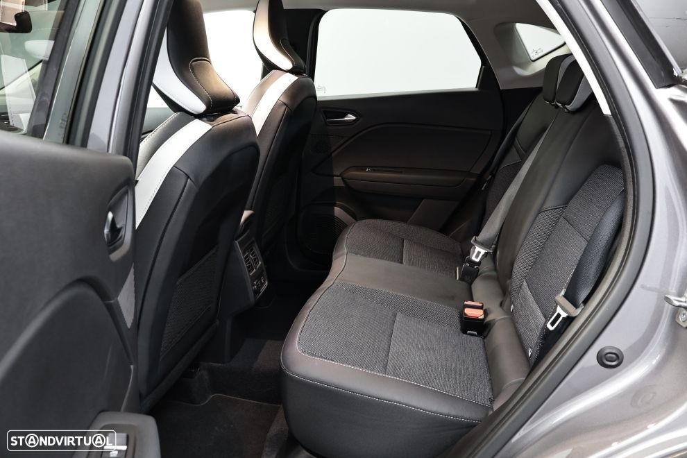 Renault Captur 1.0 TCe Techno Bi-Fuel - 26