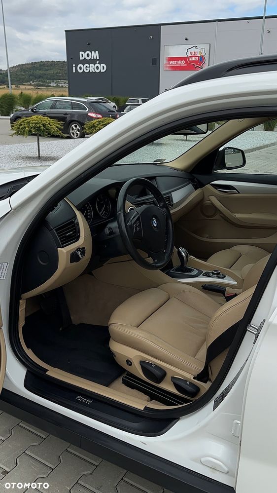 BMW X1 xDrive20d - 12