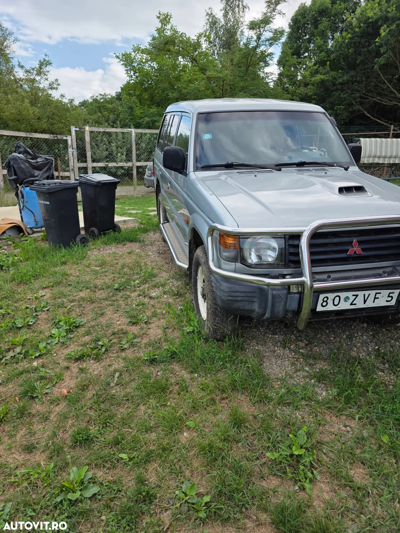 Mitsubishi Pajero - 2