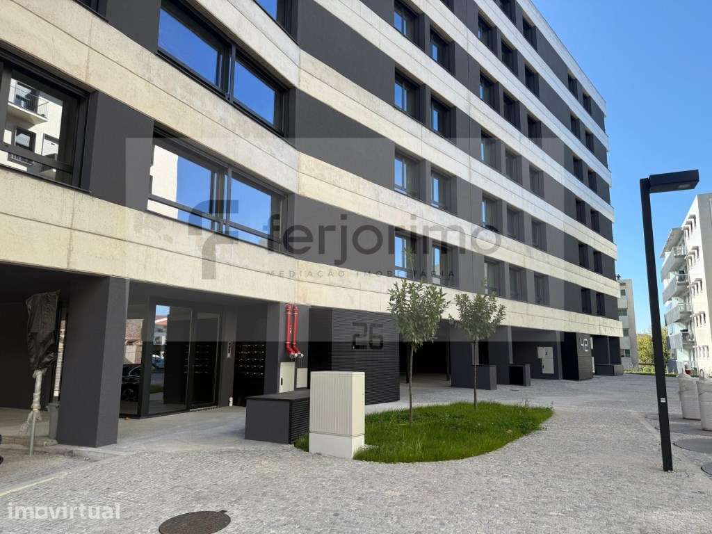 Magnífico Apartamento T2 Mobilado e equipado - Grande imagem: 2/17
